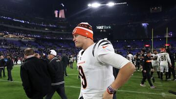 BALTIMORE, MARYLAND - NOVEMBER 16: Joe Burrow #9 of the Cincinnati Bengals walks off the field following the Bengals loss to the Baltimore Ravens at M&T Bank Stadium on November 16, 2023 in Baltimore, Maryland.   Rob Carr/Getty Images/AFP (Photo by Rob Carr / GETTY IMAGES NORTH AMERICA / Getty Images via AFP)