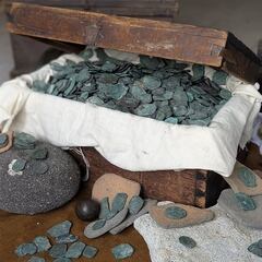 Buscadores de fortunas encuentran un tesoro perdido del Imperio Español frente a las costas de EEUU: “Es algo raro y extraordinario”