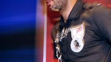 Pep Guardiola, entrenador del Barcelona, aseguró hoy que prefiere contar con una plantilla "un poco más larga" a partir de la próxima temporada para intentar consolidar su proyecto deportivo "durante unos años más".