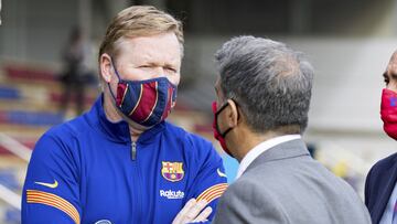 13/04/21 FC BARCELONA ACTO FOTO OFICIAL TEMPORADA 2020 - 2021 
 KOEMAN  JOAN LAPORTA PRESIDENTE 