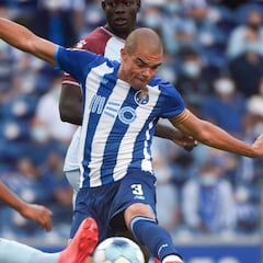 Carvalho, sobre la agresividad de Pepe: "Dentro del campo se transforma"