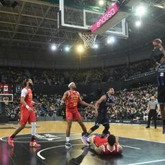 El Bilbao Basket aún cree en el 'playoff' y el Murcia, algo menos