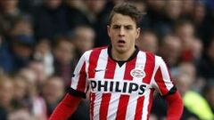 Santiago Arias marca gol en la victoria de PSV 3-1 a Feyenoord
