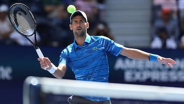 Djokovic liquida a Carballés para alargar su racha: 34-1 en grandes