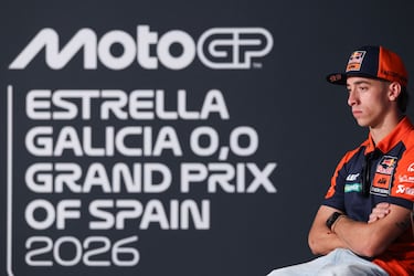 “Algún problema tiene que tener Márquez...”