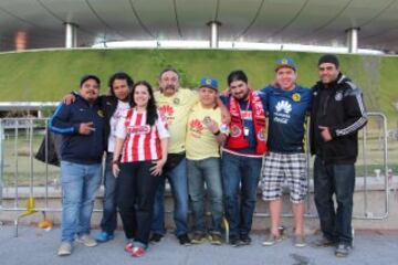 Fans en el Chivas vs América