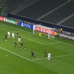 Y apareció el auténtico y genuino CaseMITO: sus dos milagros para salvar al Madrid de la ruina