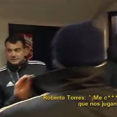 Jugadores de Osasuna al árbitro: "Ponte la camiseta blanca ya..."