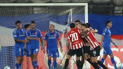 El duro reto de Zaldivia y Díaz en el desastre de la U: pocas veces se les vio así