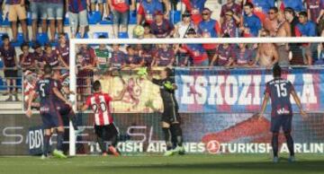 Gol de Adrián González, segundo del Eibar.
