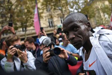 Kipchoge: "Es la primera vez que me alegro de perder"