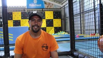 “Es un proyecto personal... Surgió de la inquietud por pensar más allá del fútbol”