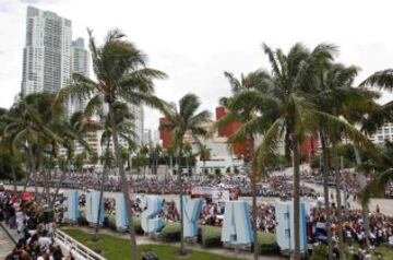 Las calles de Miami abarrotadas para ver a los Heat campeones