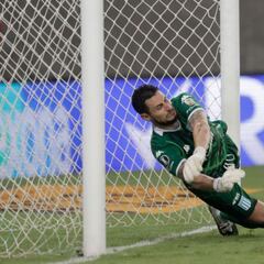 El show de Gabriel Arias ante Flamengo: ¡increíbles reflejos!