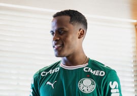 Jhon Arias: “Conversé varias veces con Abel Ferreira en medio de la negociación”