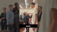 Vídeo: ¡La diferencia de tamaños es abismal! El saludo entre Mbappé y Wembanyama