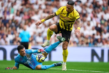 Koke Contreras y Barrios durante el partido ben谷fico de leyendas XII Coraz車n Classic Match Real Madrid-Borussia Dortmund.
