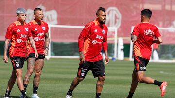 ¿Vidal titular? La sorpresiva formación que prepara Gareca para enfrentar a Perú en Lima