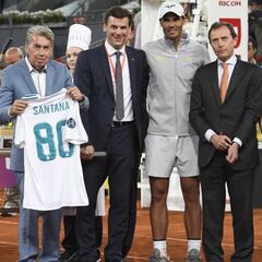 Nadal pasa otra vez a McEnroe: 50 sets sin perder en tierra