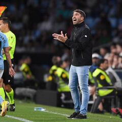 Coudet: “Cuando te hacen cuatro goles es muy difícil decir que hiciste un buen partido...”