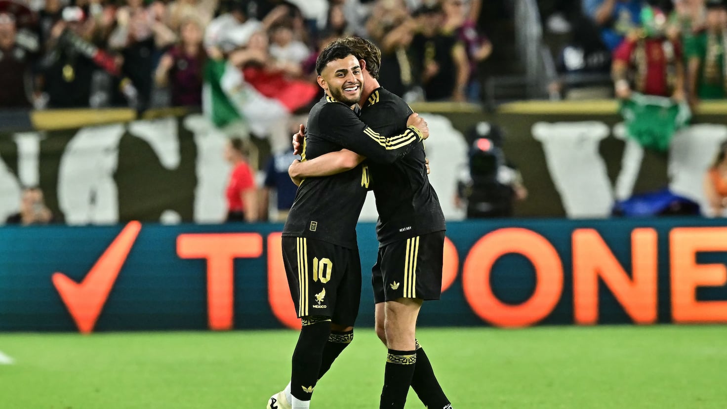 Mexico head into the semis