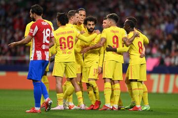 0-1. Mohamed Salah celebra el primer gol.