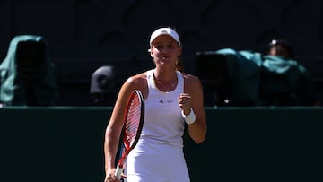 Tennis - Wimbledon - All England Lawn Tennis and Croquet Club, London, Britain - July 9, 2022 Kazakhstan's Elena Rybakina celebrates after winning the women's singles final against Tunisia's Ons Jabeur REUTERS/Hannah Mckay