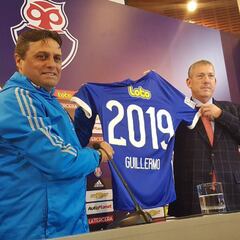 Ángel Guillermo Hoyos renueva en la U hasta el 2019