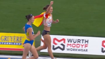 García-Caro dio por servido el tercer puesto, pero fue superada justo en línea de meta por la ucraniana Olyanovska.