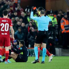 Alexis sufrió apenas su sexta expulsión