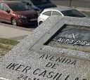 Pintadas a favor de Diego López en el monumento a Iker Casillas