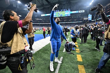 Detroit Lions offensive tackle Penei Sewell (58) reacts after winning against the Tampa Bay Buccaneers.