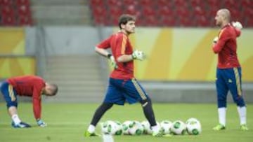 Valdés, Iker y Reina