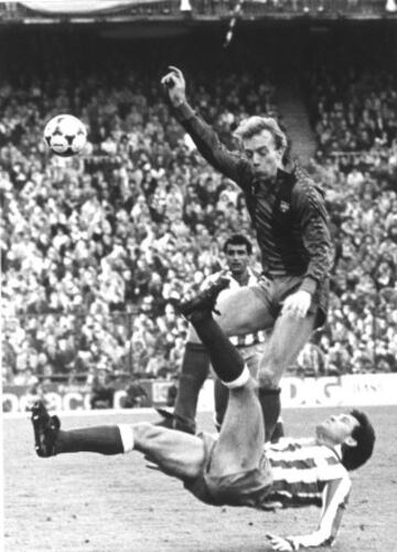 5 de abril 1987. Gol de Archibald, el Barcelona de Venables y Linecker ganó 0-4.