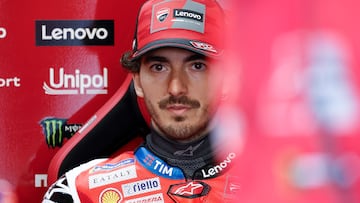 Bagnaia en el box de Ducati durante el GP de Francia de MotoGP.