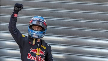 Ricciardo secures maiden pole for Monaco GP