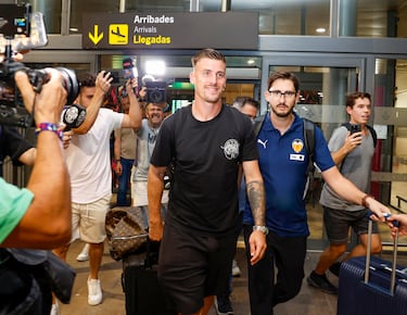 Borbegn retorna do pensamento Giri: Baptiste, Ugrinic, Gouera, Tárreg ... 