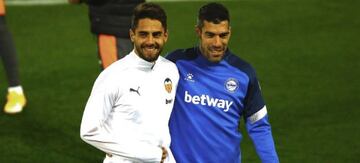 Sobrino estuvo en contacto directo con Manu García, pero ha dado negativo en el test realizado por el club.