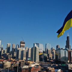 How many Russians and Ukrainians live in the USA?