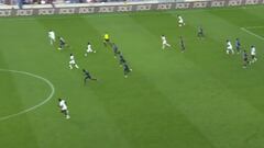 Se jugaba el tiempo agregado y esto le hicieron a Damián Pizarro: el árbitro no dudó