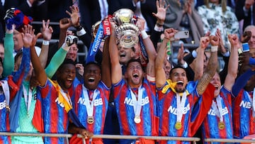 Muñoz y Lerma, historia pura en el Palace: Campeones de FA Cup