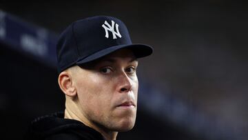 NEW YORK, NEW YORK - JUNE 20: Aaron Judge #99 of the New York Yankees watches from the dugout during the 8th inning of the game against the Seattle Mariners at Yankee Stadium on June 17, 2023 in New York City.   Jamie Squire/Getty Images/AFP (Photo by JAMIE SQUIRE / GETTY IMAGES NORTH AMERICA / Getty Images via AFP)