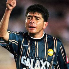 LA Galaxy recuerda grandes goles de Mauricio Cienfuegos