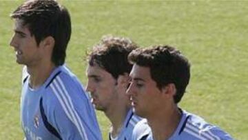 <b>SIN VACACIONES.</B> Los canteranos del Real Madrid apenas han podido disfrutar de vacaciones este año.