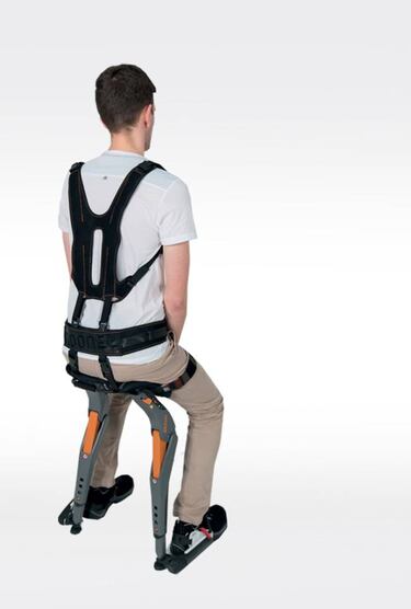 Chairless Chair, una silla wearable para aliviar problemas de espalda