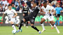 Un chileno tumba al campeón