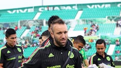Julián Quiñones will join Rogelio Funes Mori, Leandro Augusto and Damián Álvarez, among other national team players who were born outside of Mexico .