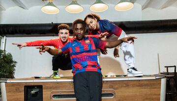 Barça and Nike launch 20th anniversary 'mash-up' shirt