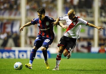 Leandro Navarro en San Lorenzo. Fue campeón de la Copa Libertadores 2014.