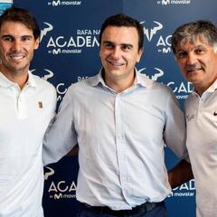 Rafa Nadal viaja a París para defender su número uno